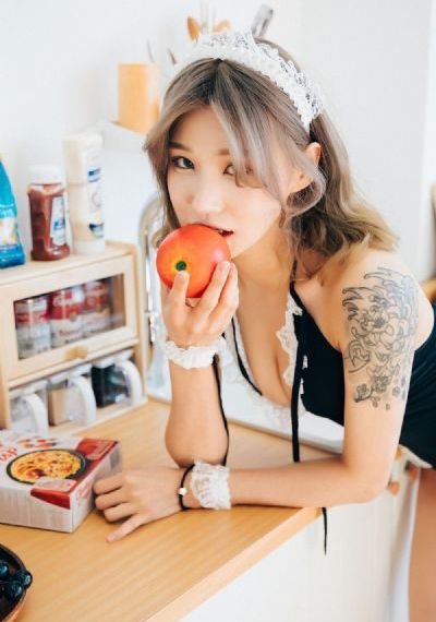 女厕撒尿全部自慰亚洲_4K手机免费观看完整