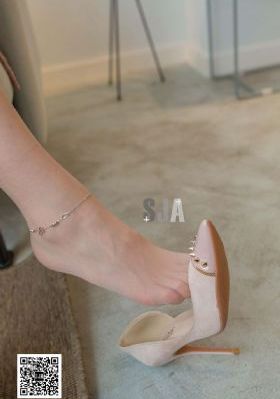 voyeur中国女厕亚洲女厕_4K手机在线观看