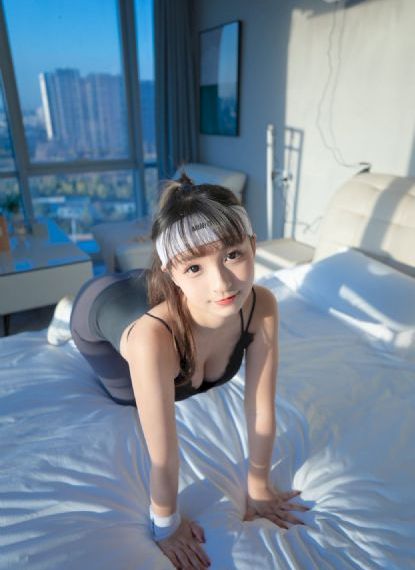 皮裤子吃鸡女跳舞视频_高清免费在线观看