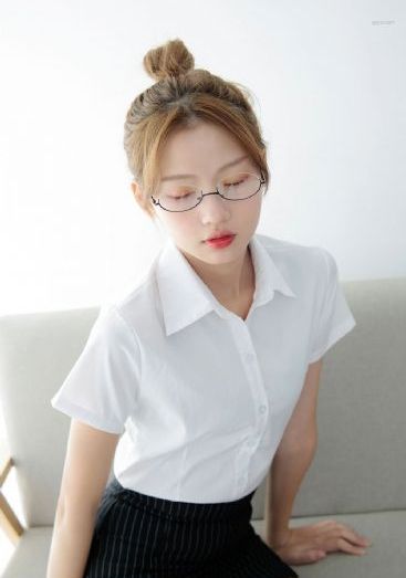 苏紫紫裸体无遮无挡_无广告免费播放高清电影