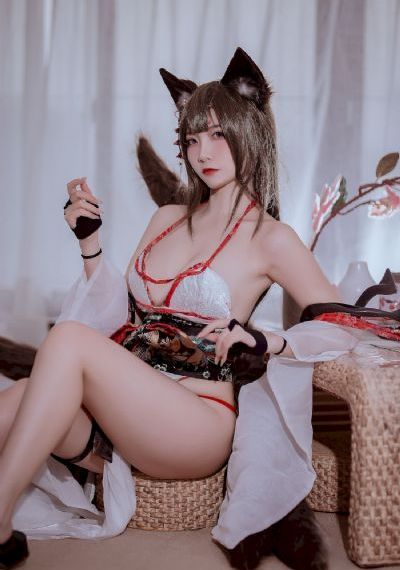 50岁美女被猛烈久久_BD国语高清完整版播放