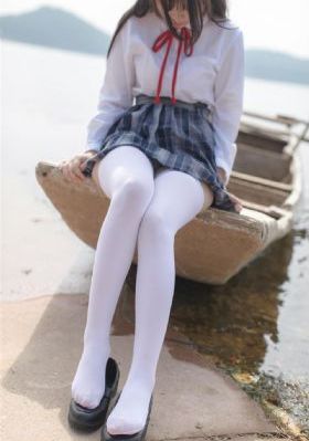 白丝老师用腿夹得我好爽_日韩成人在线