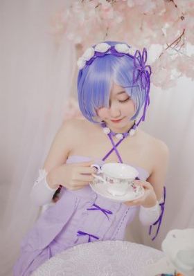 999av电影免费在线_高清迅雷电影在线